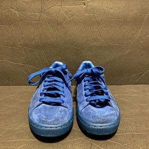 Blue suede puma shoes size 6.5